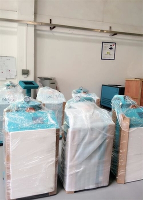 أنابيب Φ 38-63Mm آلة تحميل تلقائي مع تحميل الفراغ السلبي للبلاستيك