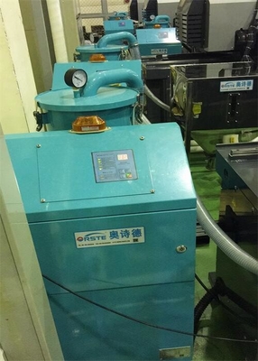 الراتنج البلاستيك بيليه فراغ محمل السيارات المغذية تحميل آلة شفط 380V 50Hz