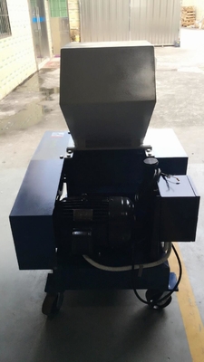 7.5KW عيوب بلاستيكية عالية السرعة آلة الطحن المحبب OG-10FS اللون الرمادي